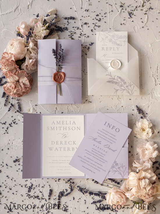 Things to note when choosing a wedding invitation design in sync with the wedding design